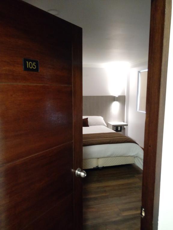 Hotel Elisa Cole Сантяго Екстериор снимка